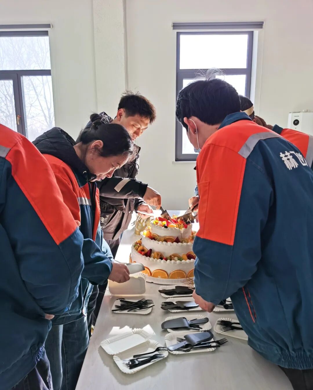 1767315609783771.jpg 5.jpg